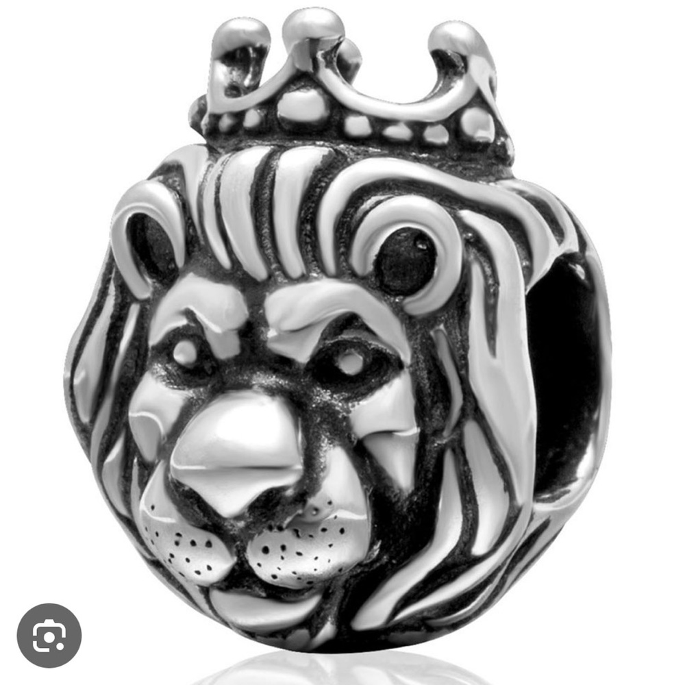 Pandora Silver Lion Head Charm with Crown